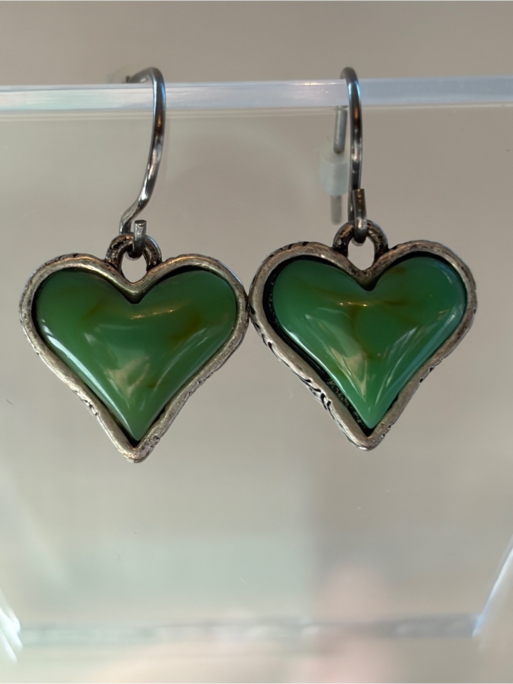 Kendra Scott Green Heart Drop Earrings - Silver Tone Vintage